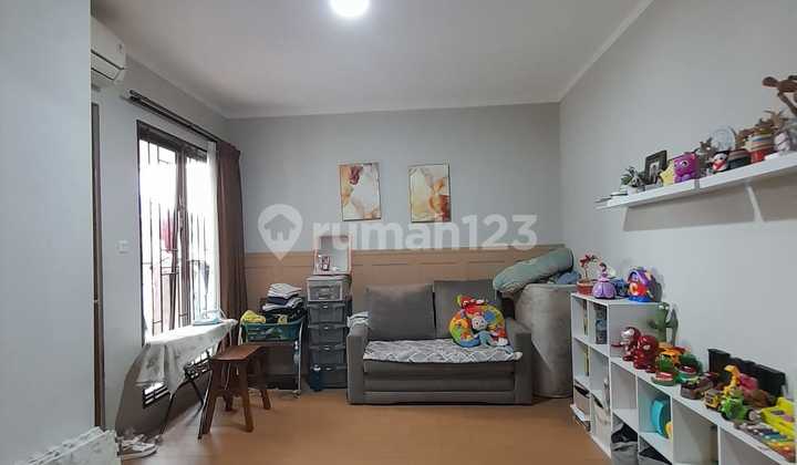 Dijual Rumah Siap Huni di Viola Graha Raya 2