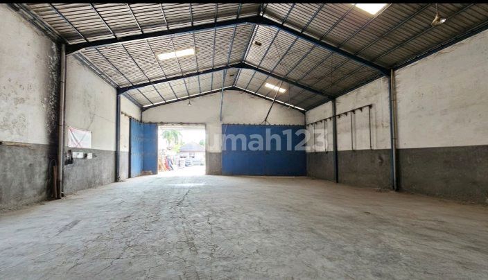 Gudang Disewakan Bangunan Baru