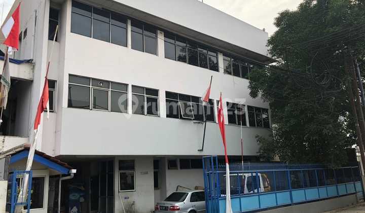 Strategic Building on Jl. Pemuda, Pulo Gadung - Can Build 8 Floors, Suitable for Offices, Hotels, Showrooms Strategic Building on Jl. Pemuda, Pulo Gadung - Can Build 8 Floors, Suitable for Offices, Hotels, Showrooms