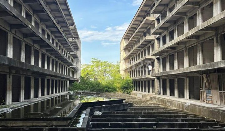 Mega Properti Beachfront - Direct Access to the Beach, Rare & Exclusive Tanjung Benoa Bali.