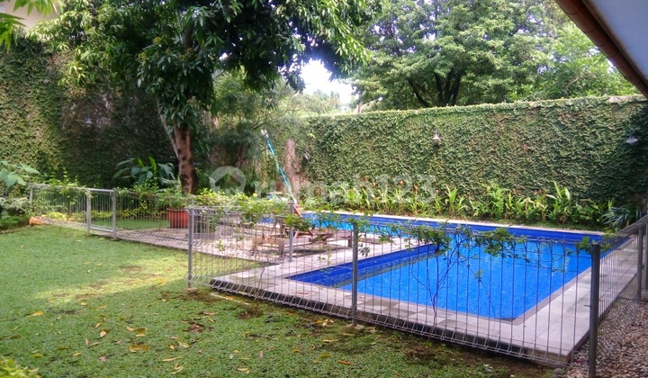 Comfortable and beautiful town house in area Pejaten for expatriat and others " The Price Can Be Negotiable " 2