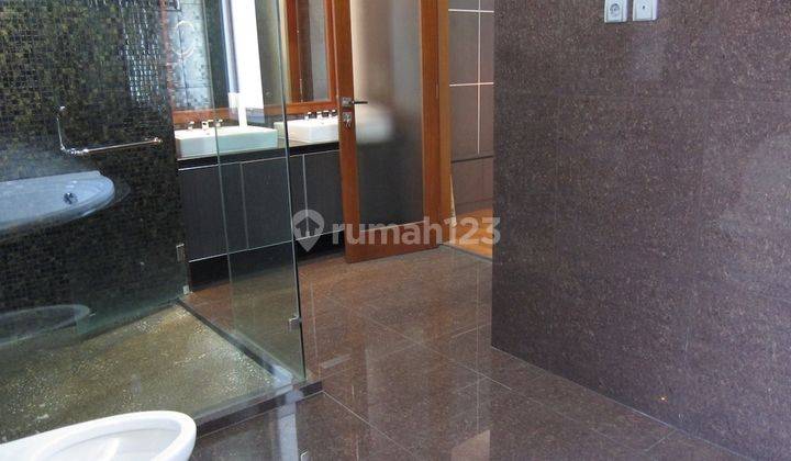 Very Nice, Quite and Modern Townhouse at Pejaten Area 2