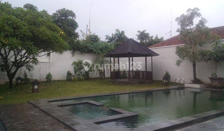 Big House..big Pool...big Opportunity....quiet Area... 1