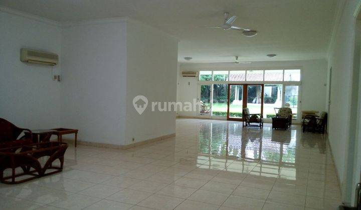 Good House with big Garden and Strategic Location of Kemang &#34; The Price Can Be Negotiable &#34; 2