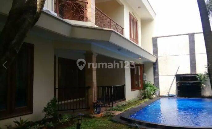 Beautiful house  in kemang 1