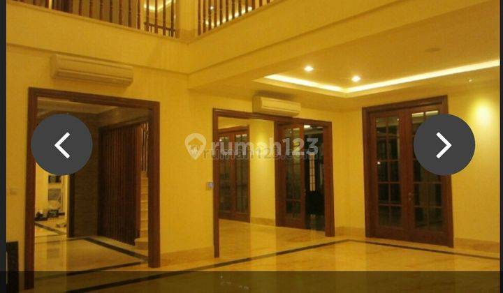 Very BEAUTIFUL and LUXURY house in Kemang with HUGE Backyar 1