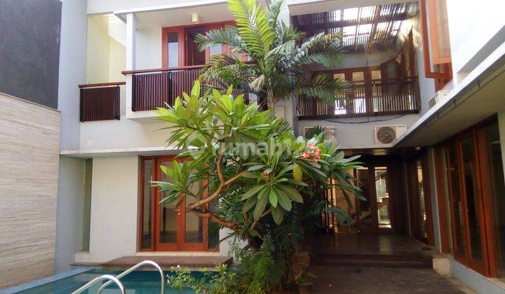 Comfortable and beautiful house In area Menteng for expatriat and others &#34;The price can be negotiable&#34; 2