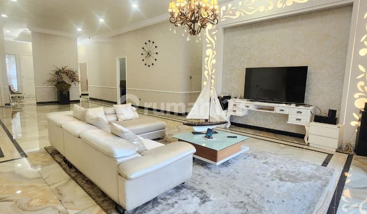 For Rent Luxury House in Menteng Area Central Jakarta 2