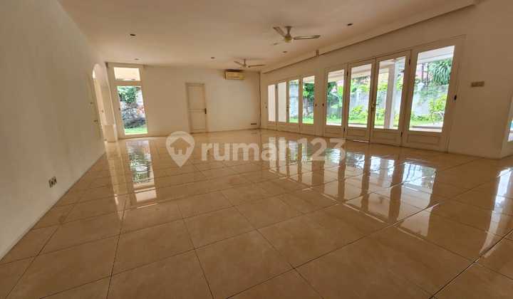 Comfy House at Kemang Area 2