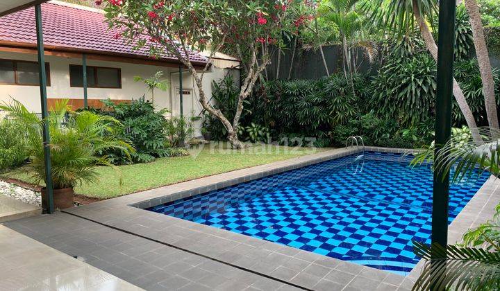 Luxury house in Kemang area ready for rent 1