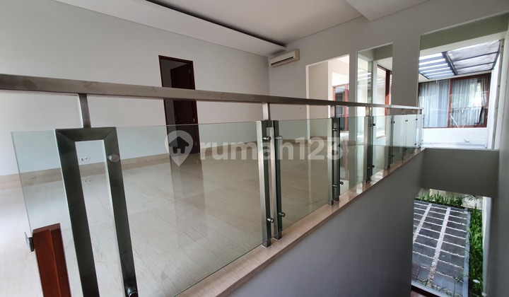 House For Rent In Kemang Dalam Area " Negotiable Price" 2