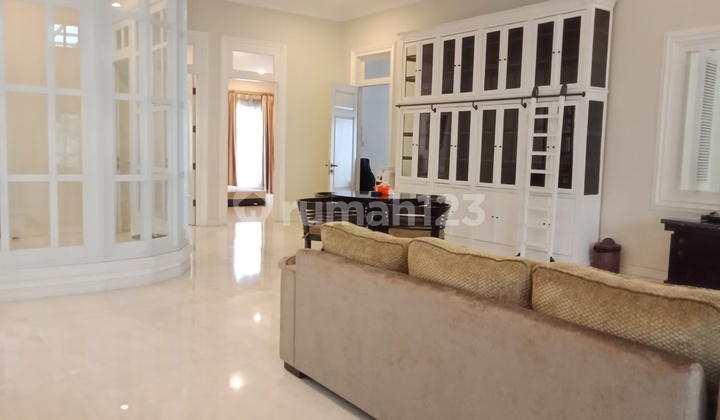 Comfortable & Limited House In Strategic Location Center Of Jakarta "The Price Can Be Negotiable 2