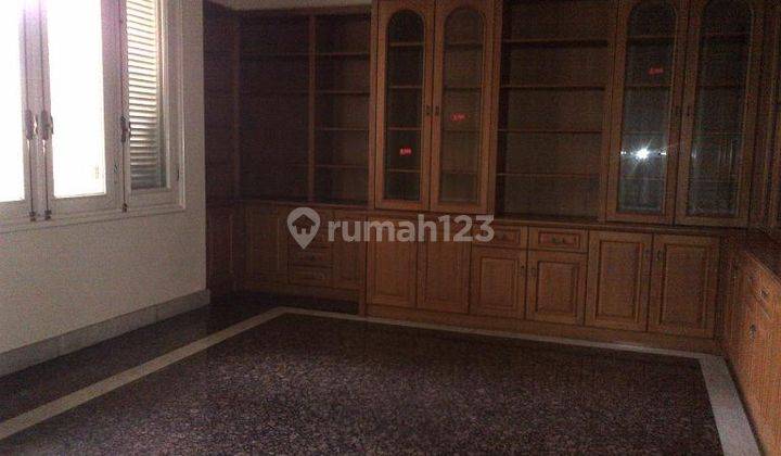 Comfortable House in Pondok Indah 2