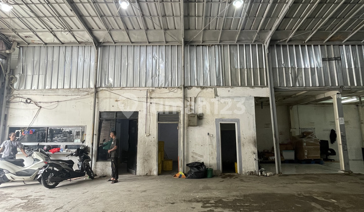 Warehouse + Office for Sale 2