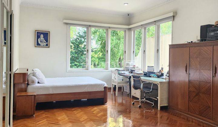 House for rent at Menteng 2