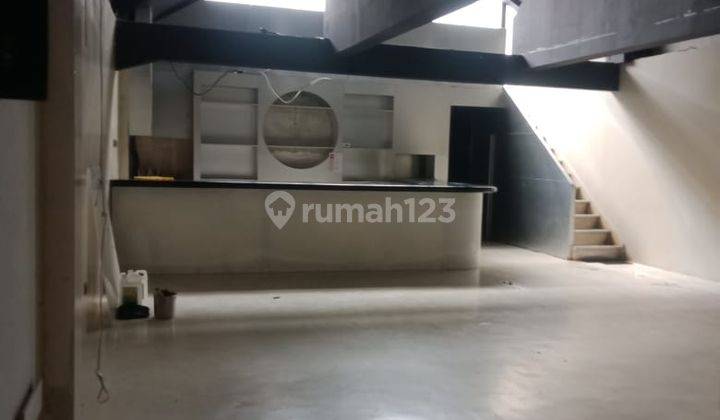 Commercial place for rent at senopati 2