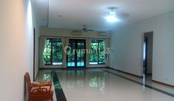 Modern Homey And Lovely House In east kemang 1