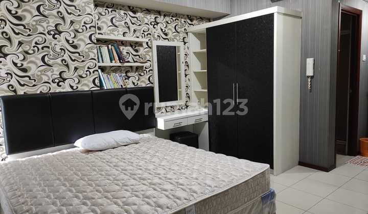 Affordable Studio, Furnished Apartment. Royal Mediterania Gardentanjung Duren