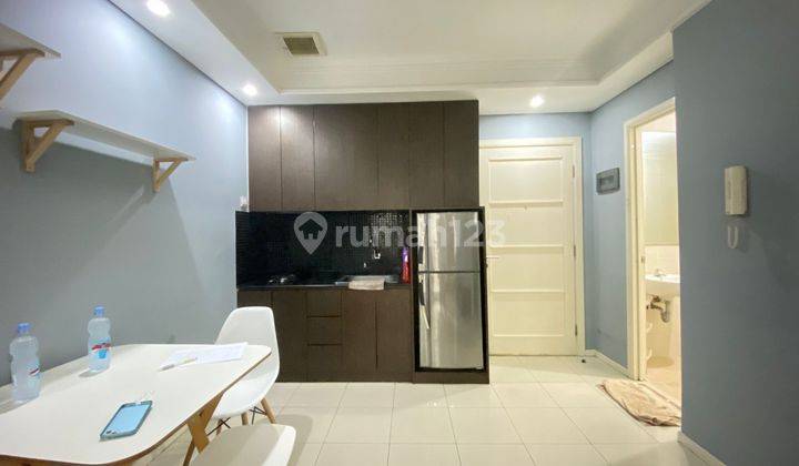 Sewa 2BR Furnish Rapih Lantai Rendah Apt.royal Mediterania Garden 2