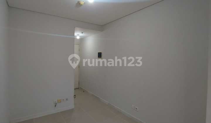 Studio Kosongan Ada AC, Water Heater Apt.madison Park Dekat Cp 2