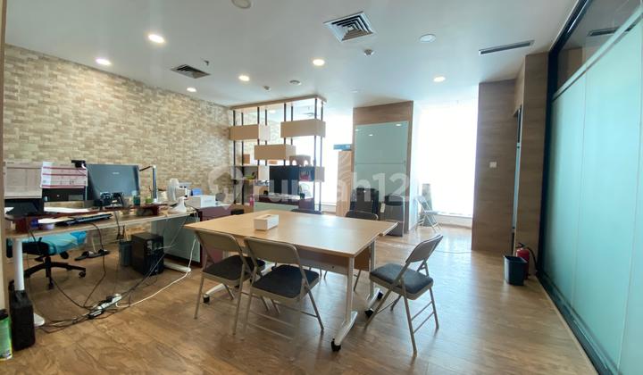 Sewa Ruang Kerja untuk Kantor Semifurnish Apl Tower Central Park