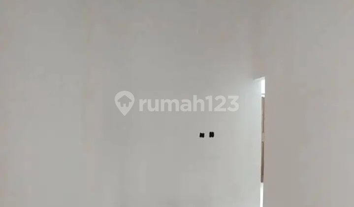 Village House for Sale Ready to Occupy East Sepatan, Good House PPJB in East Sepatan