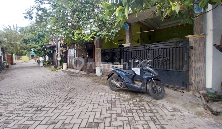 For Sale Second Hand Mahogany Puri House Sepatan House Needs Minimal Renovation SHM in Sepatan 2