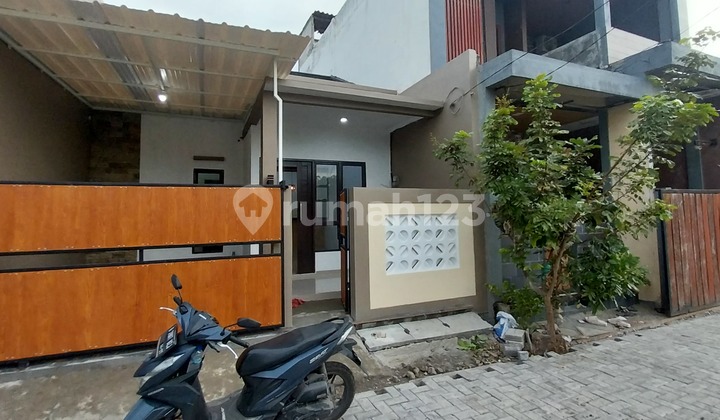 Newly Built House for Sale Ready to Occupy in Permata Sepatan, Nice House with SHM in Sepatan Newly Built House for Sale Ready to Occupy in Permata Sepatan, Nice House with SHM in Sepatan