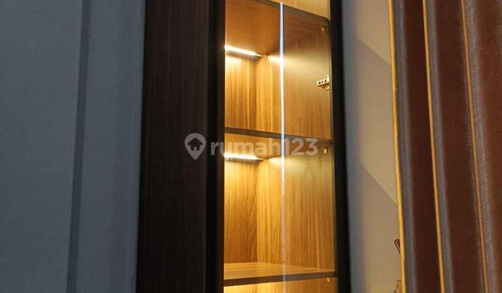 Rumah 3 Lantai Baru Furnished HGB di Zora Keia Bsd City, Tangerang 2