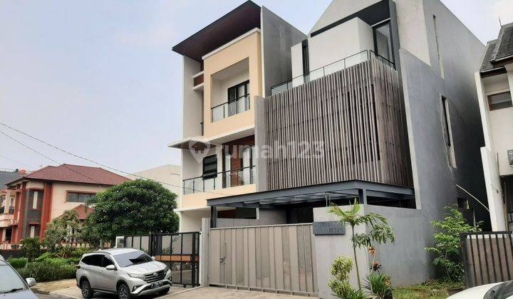 Rumah 3lt Modern Minimalis, Gading Serpong Furnish Tangerang Manis 1