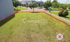 Hook Land in Front of Public Facilities, BSD Green Fragrant, Precia The Eminent Tangsel