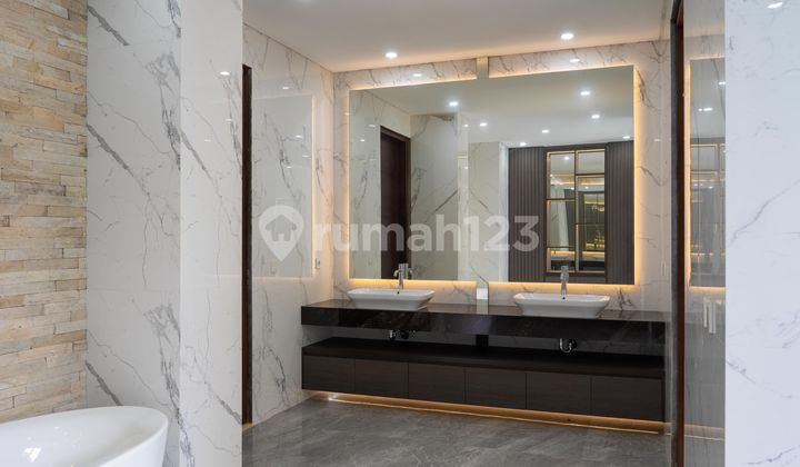 RASA BALI Rumah Tropical Antik, Villa Kolam Renang KOI Taman Cantik BSD Bukit Terrace Golf 2