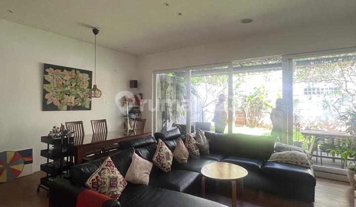 Rumah Hijau Banyak TAMAN, GREEN House Provence BSD Ternyaman, Puspita 2