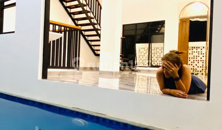 Villa Kolam Renang Hyatt, Rumah 4 Kamar SHM Sleman Yogyakarta Villa Kolam Renang Hyatt, Rumah 4 Kamar SHM Sleman Yogyakarta