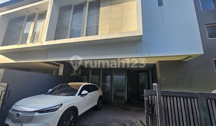 Rumah Semi Furnished Dijual, di Imam Bonjol Denpasar Area