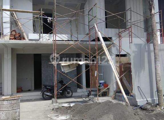 For Sale One Gate System Garden Townhouse In Sunset Road Area 2