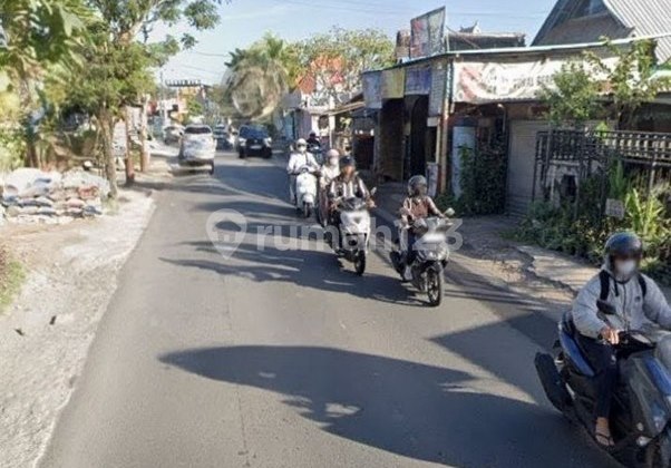 Land 3 Ares Location by the Roadside for Rent, Pererenan Area