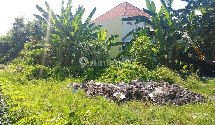 	 Tanah di Komplek Perumahan 9,8 are Dijual, area Kerobokan 2