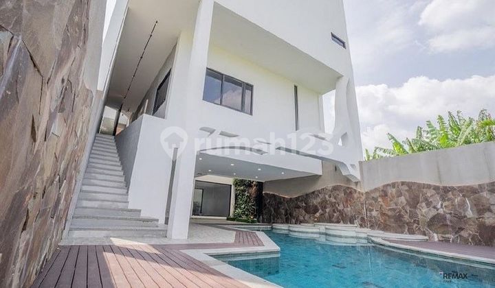 Villa Mewah 4 Lt Disewakan Jangka Panjang 30 Th, Denpasar Timur Area Villa Mewah 4 Lt Disewakan Jangka Panjang 30 Th, Denpasar Timur Area