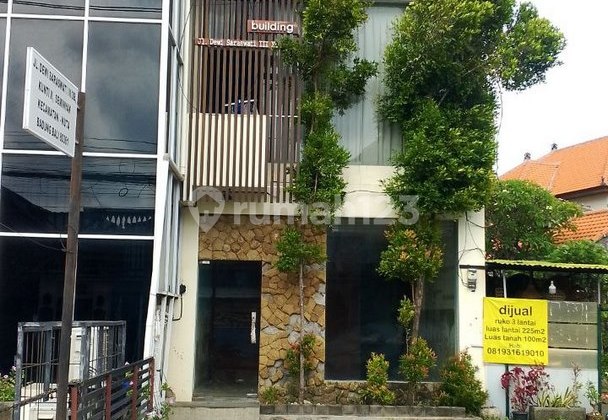 Ruko Minimalis 3 Lantai Lokasi Super Strategis Dijual, Seminyak area