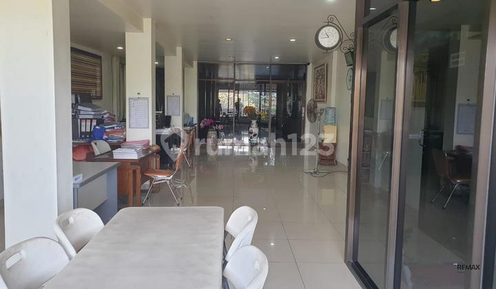 Bangunan 2 Lantai Lokasi Sangat Strategis Dijual, Denpasar Utara area