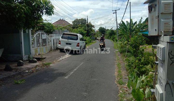 Ruko Jalan Utama Disewakan Area Kerobokan, Kuta 2