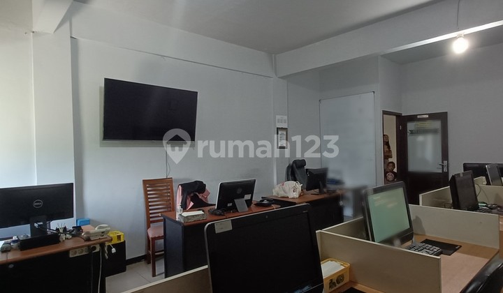 Ruko Bagus Pinggir Jalan Area Dauh Puri Klod, Denpasar 9