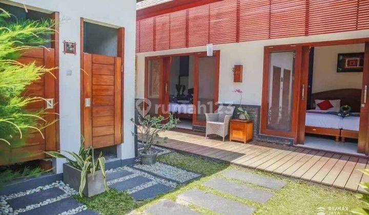 Villa Cantik Dijual di Area Seminyak 1