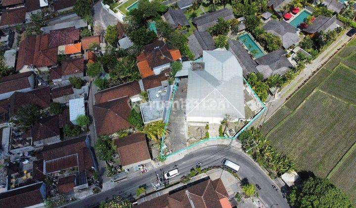 Kantor Tempat Usaha Dijual Lokasi Strategis, Area Kerobokan 2