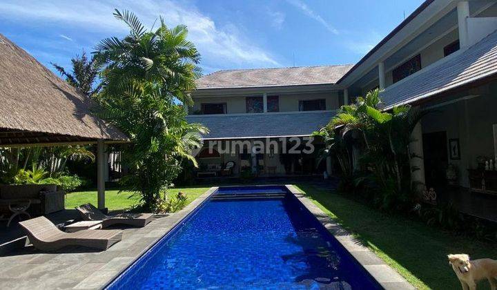 Villa Mewah Dan Besar Dijual, Area Sanur 1