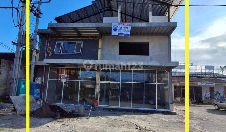 3-storey semi-detached house on main street for rent, Badung area 1