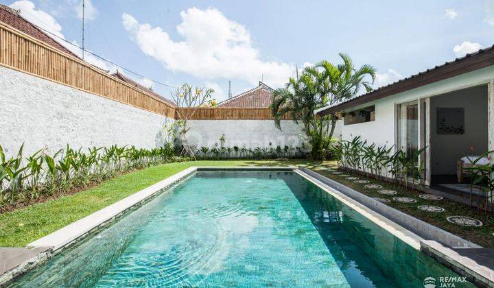 Beautiful Villa For Rent Near Seminyak Beach, Kerobokan Area 2