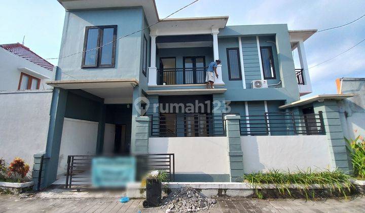 Rumah di Dalam Komplek One Gate Disewakan, area Seminyak 1