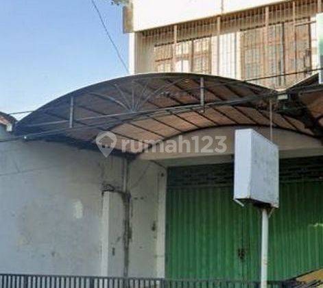 3 Floor Shophouse Location in the Center of Denpasar City, North Denpasar area 2